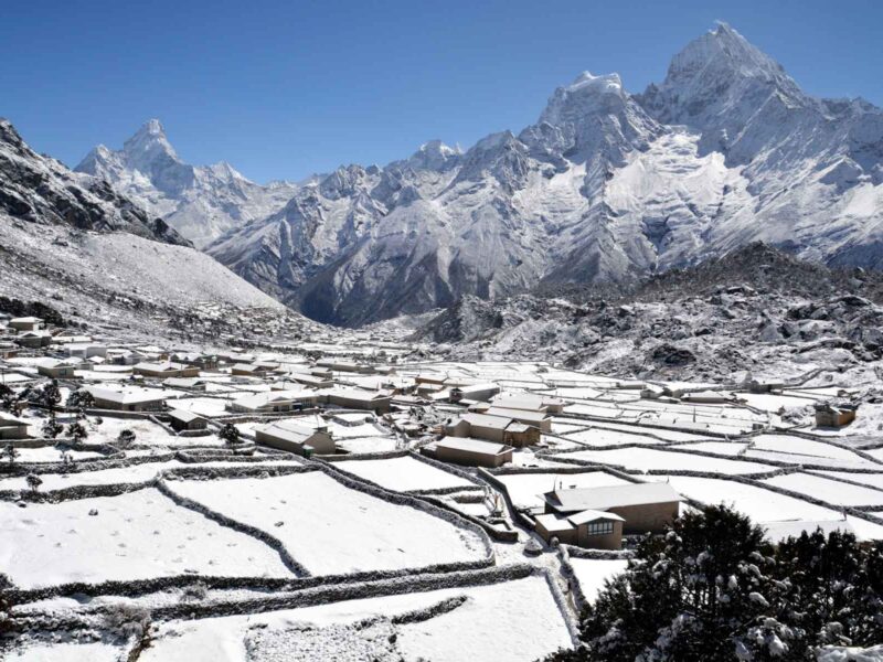 Khumjung Village (3,780m)